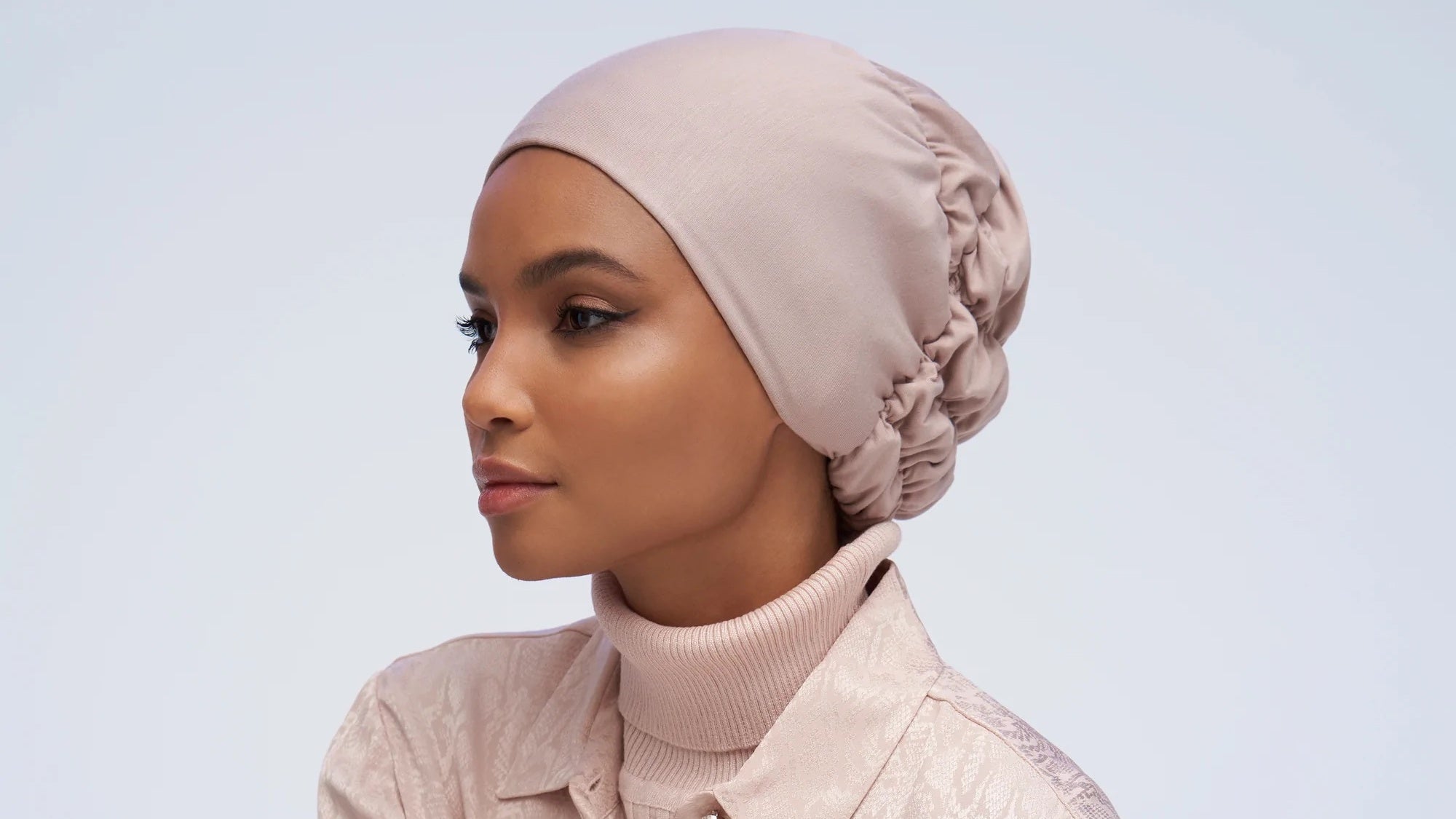 PeacePray Silk Satin Lined Hijab Undercap, Premium Non-Slip Hijab  Underscarf, Adjustable Tightness to Your Liking, Black Black at   Women's Clothing store