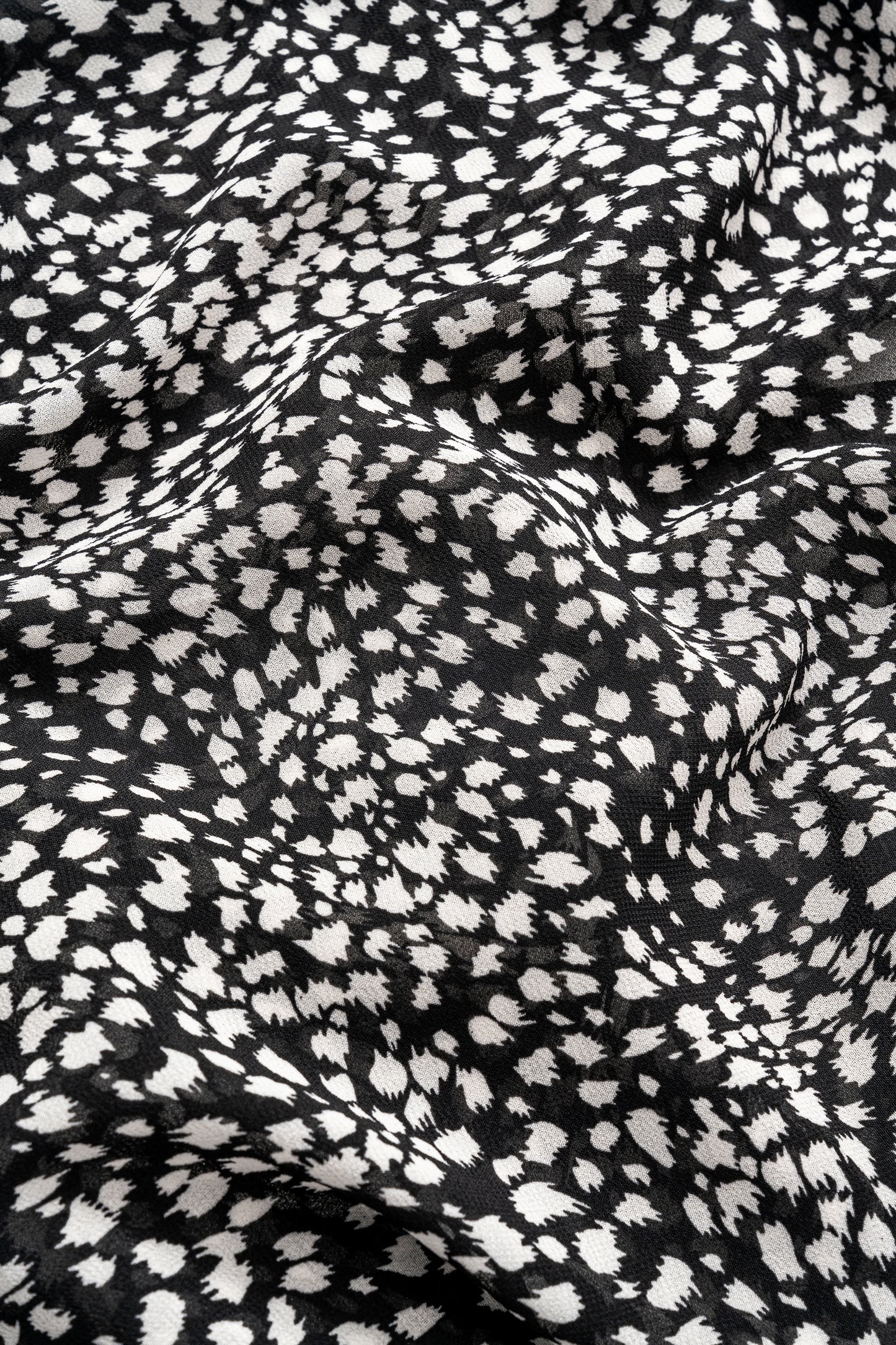 Countryside Cottage Hijab