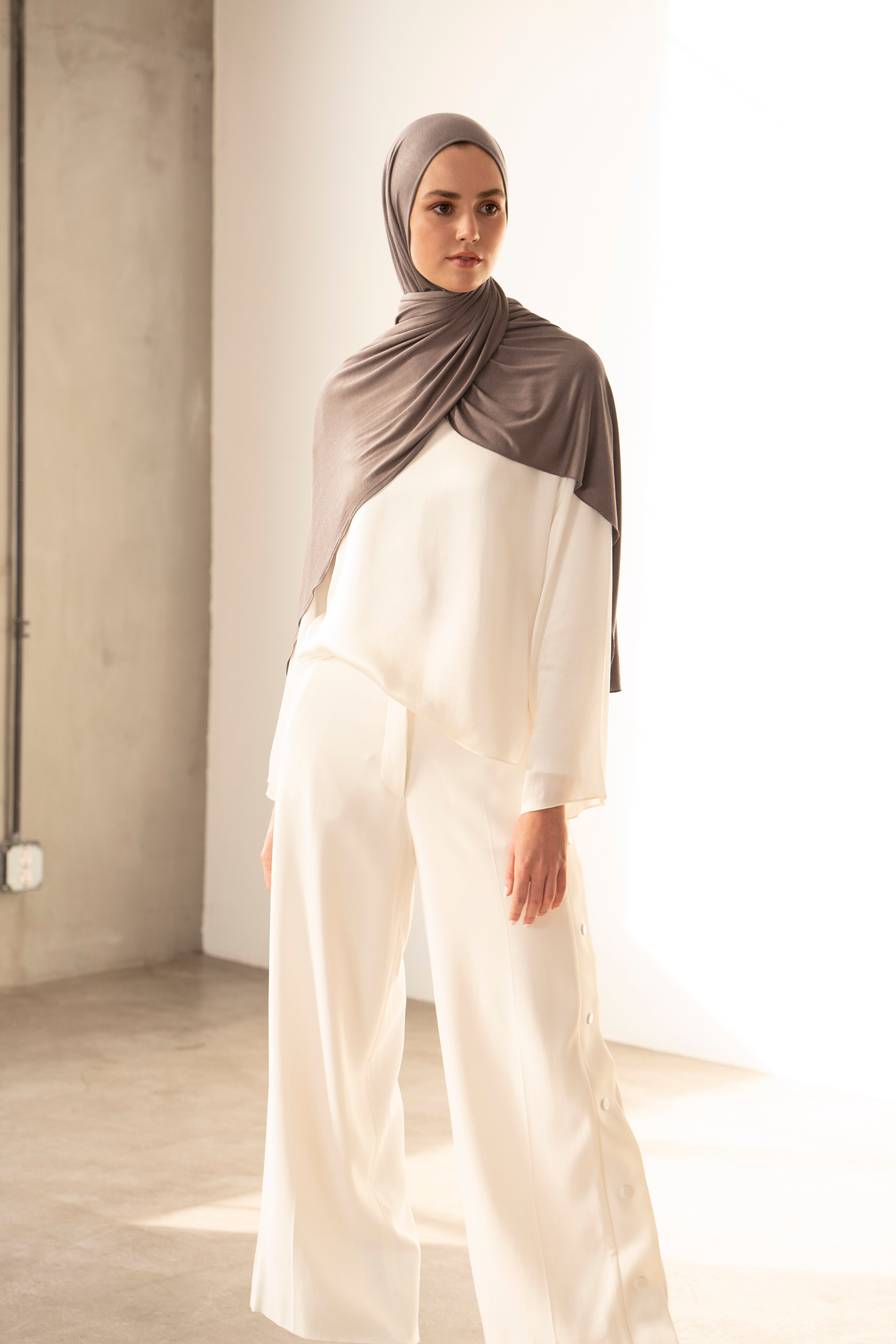 Premium Jersey Hijab - Taupe