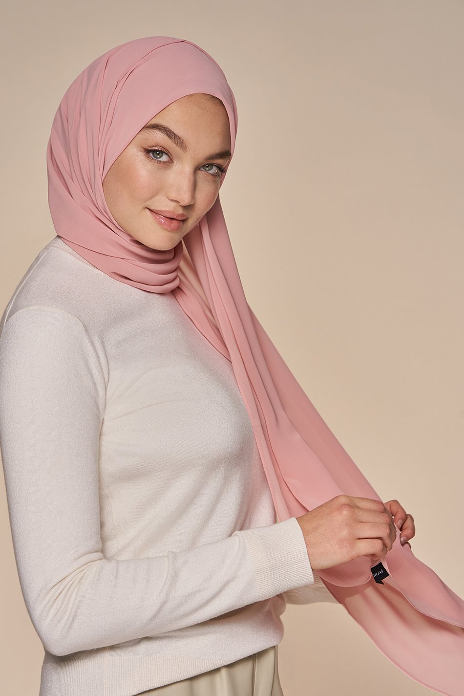 Bouquet of Roses Hijab Set