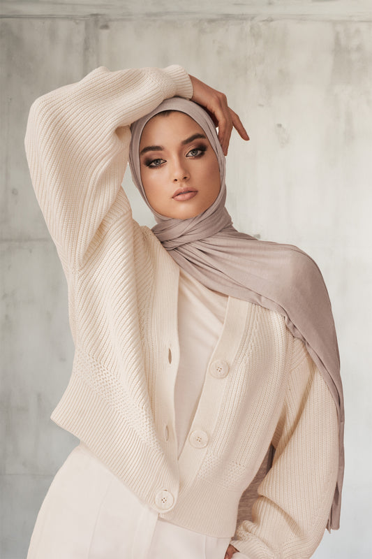 Fine Pleat Hijab - Latte – Haute Hijab