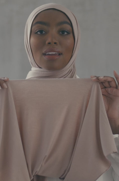 Dark Grey Jersey Hijab – Haute Hijab