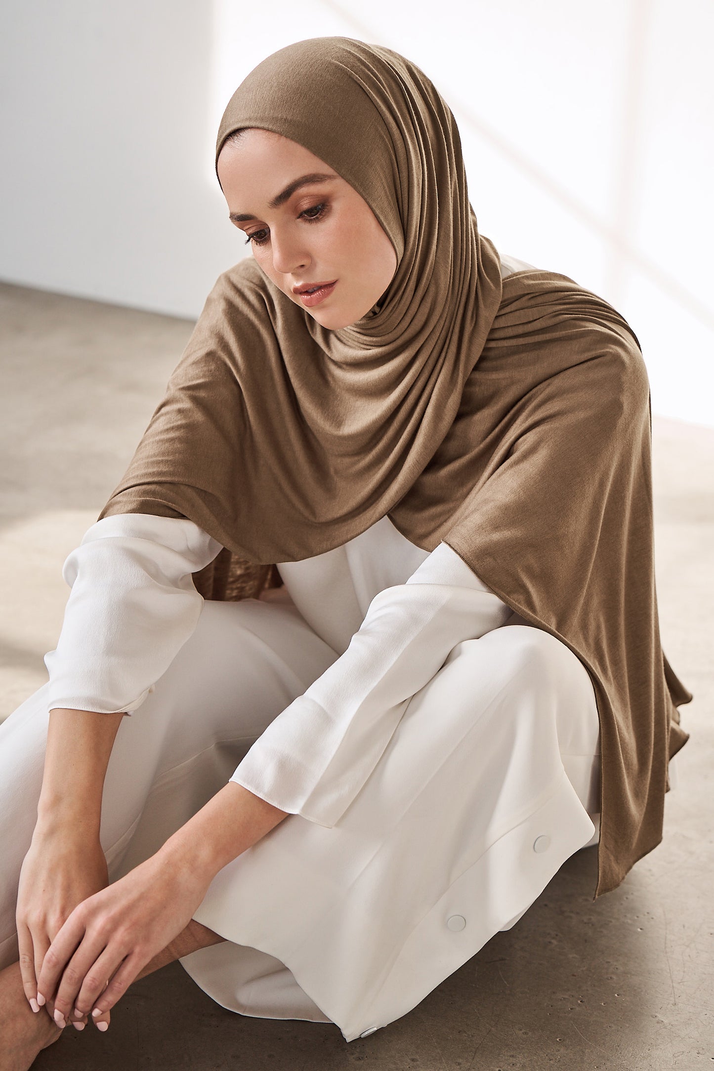 Premium Jersey Hijab - Mocha