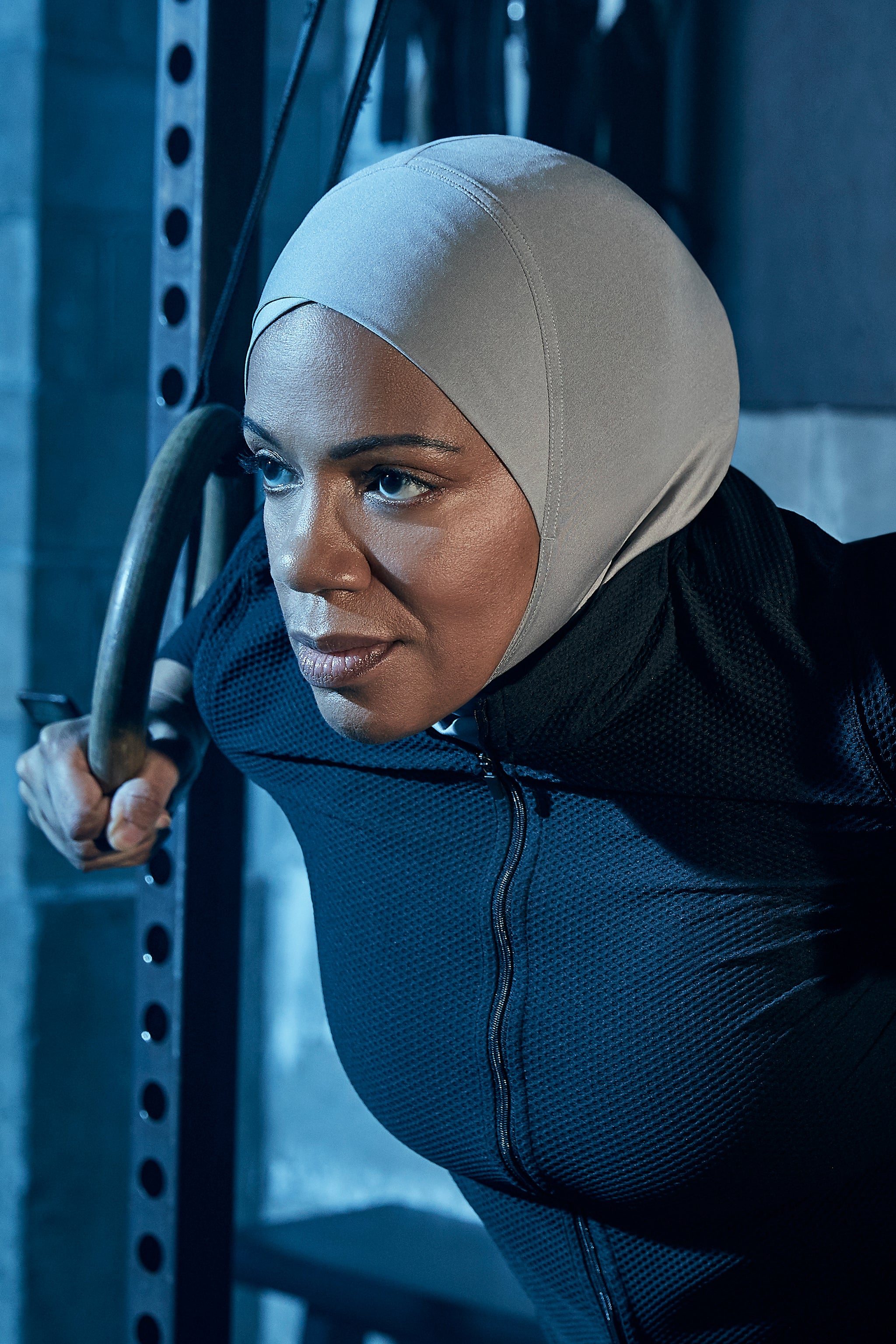 how to wear criss cross hijab
