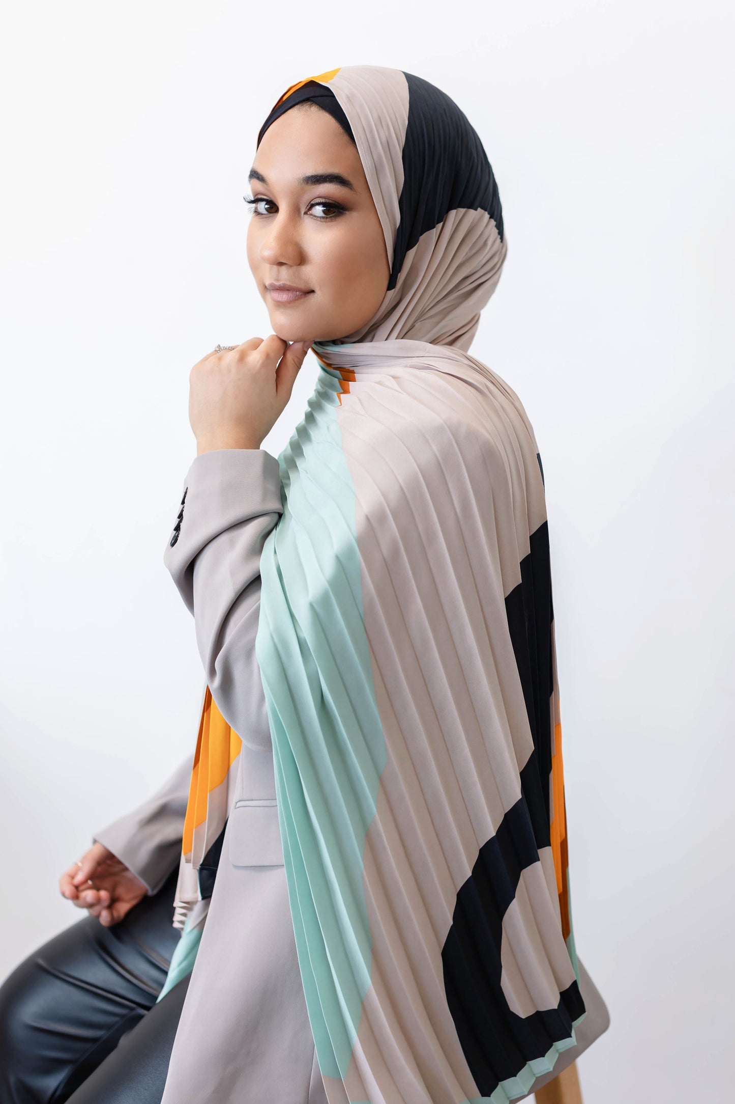 Classic Pleat Hijab - Moxie